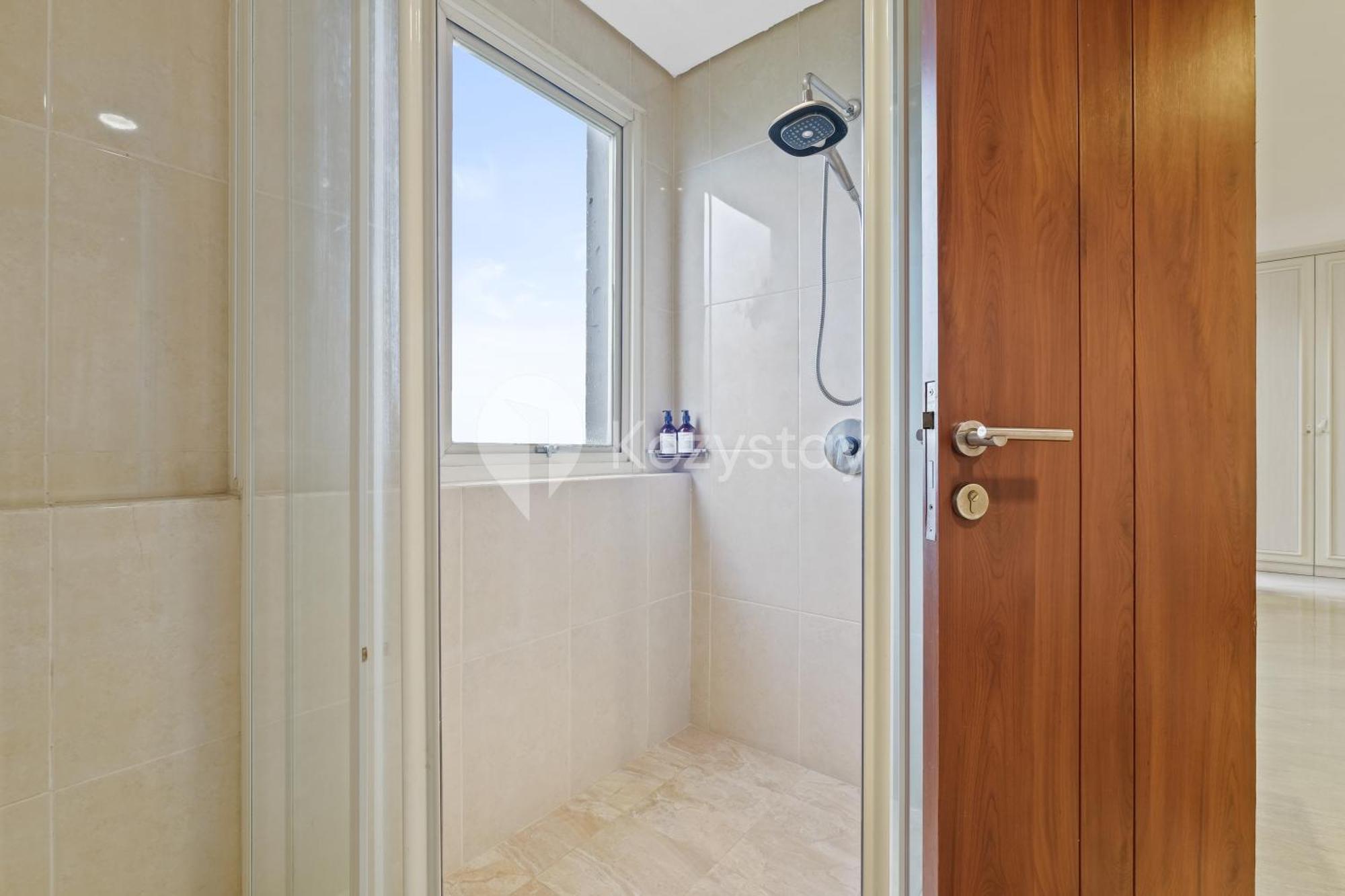 Aurum By Kozystay - Senayan Appartement *